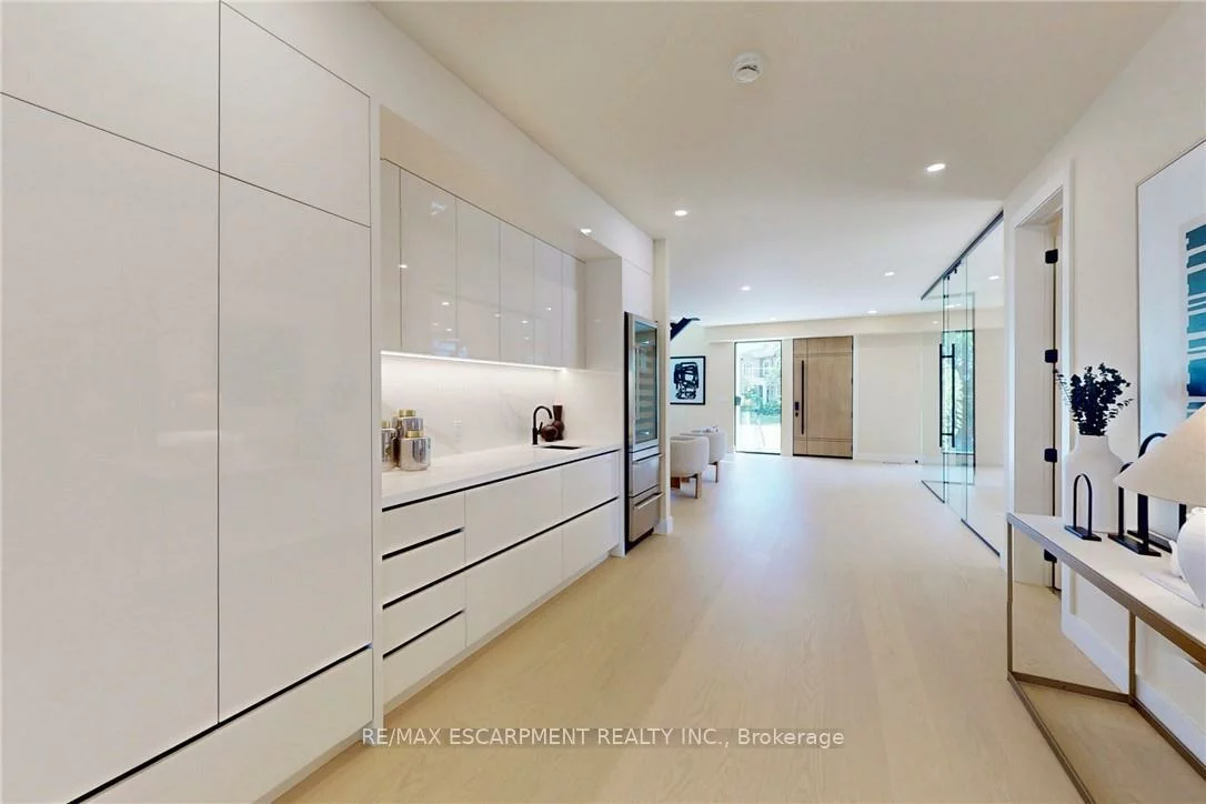 28, Dunsmore, Clanton Park, Toronto