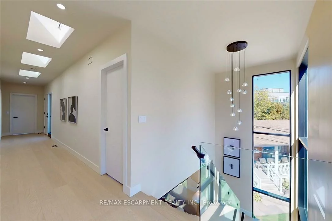 28, Dunsmore, Clanton Park, Toronto