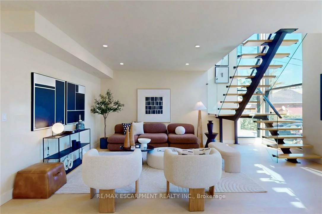 28, Dunsmore, Clanton Park, Toronto