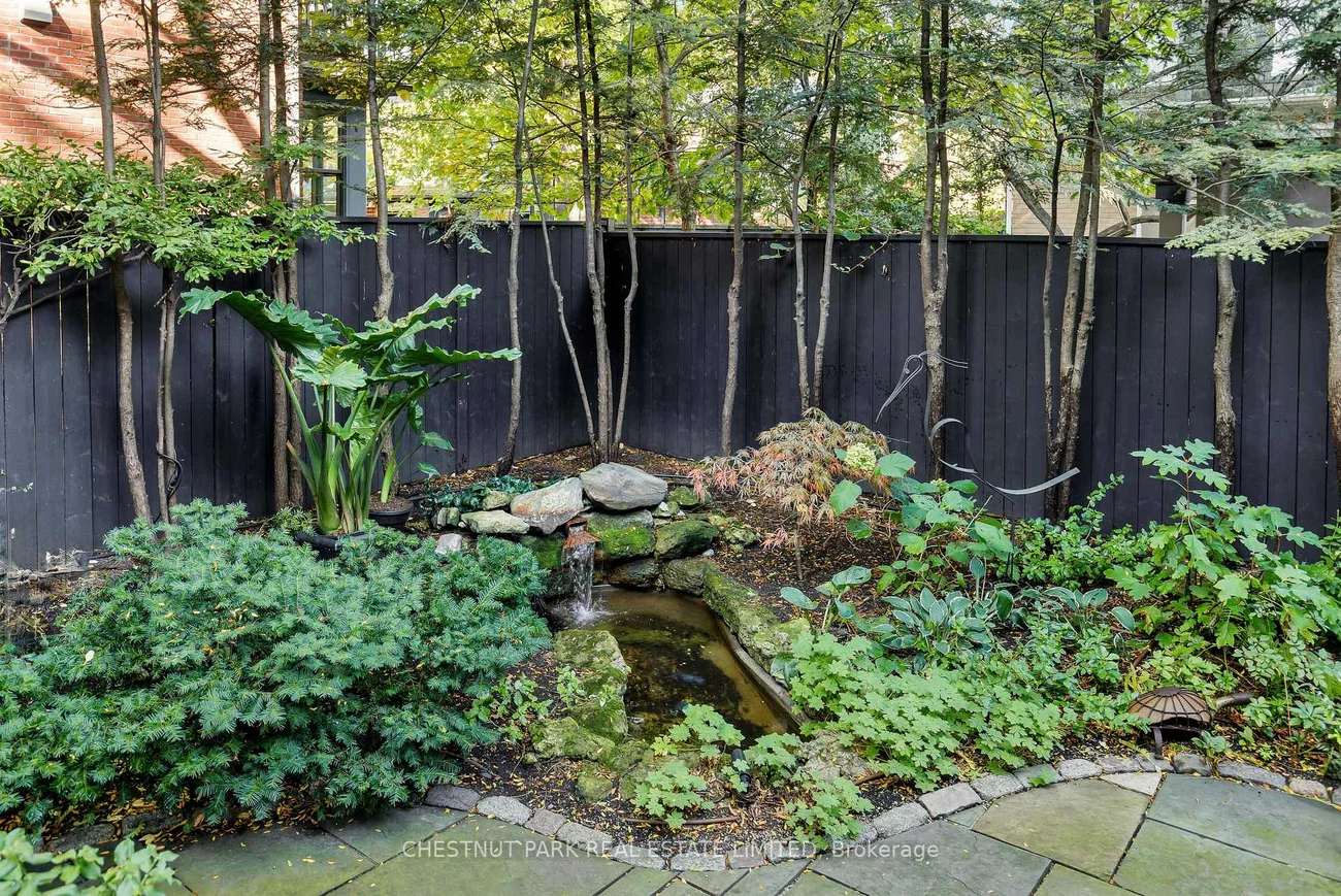 20, McKenzie, Rosedale-Moore Park, Toronto