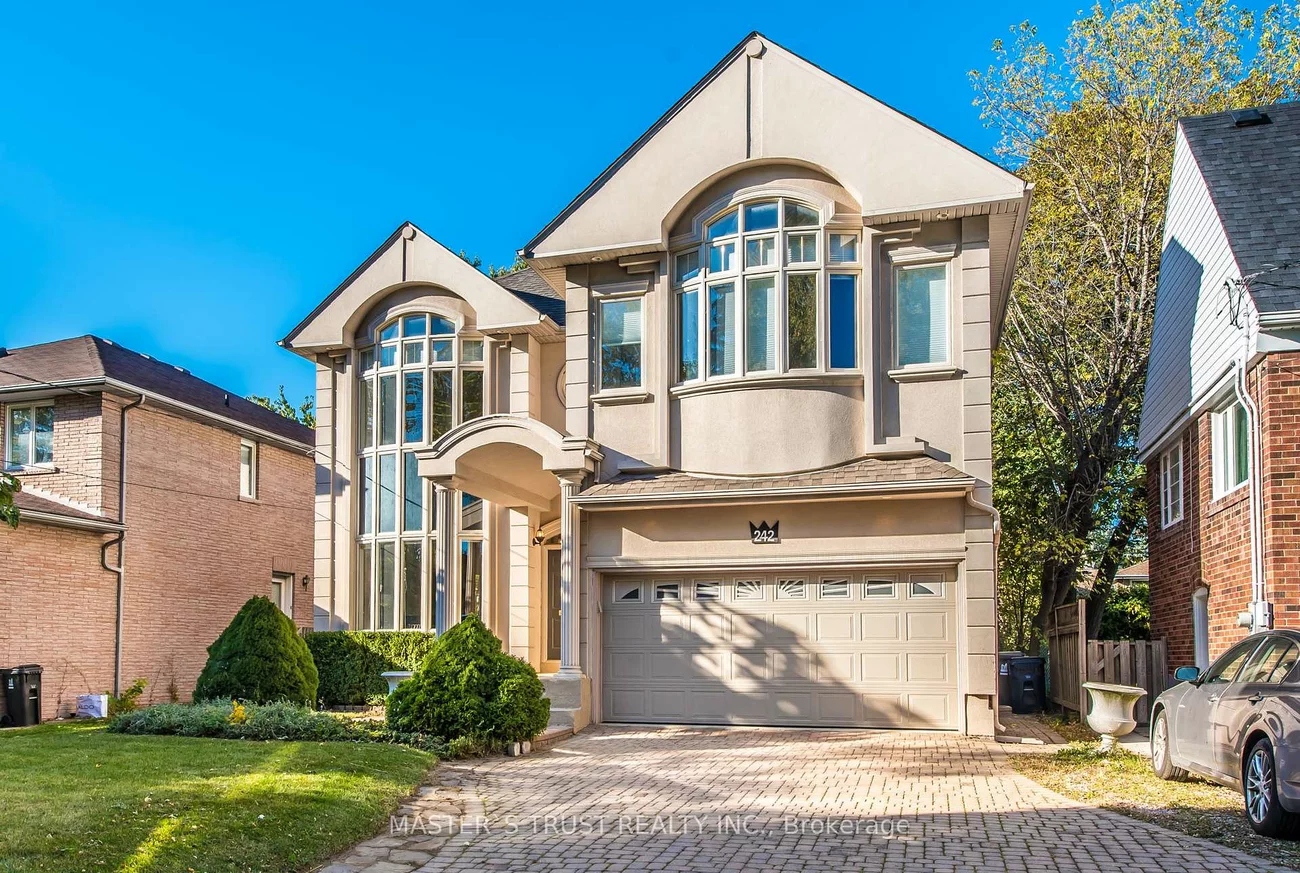 242, Empress, Willowdale East, Toronto