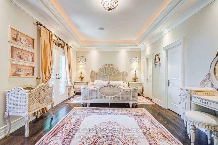 216, Parkview, Willowdale East, Toronto