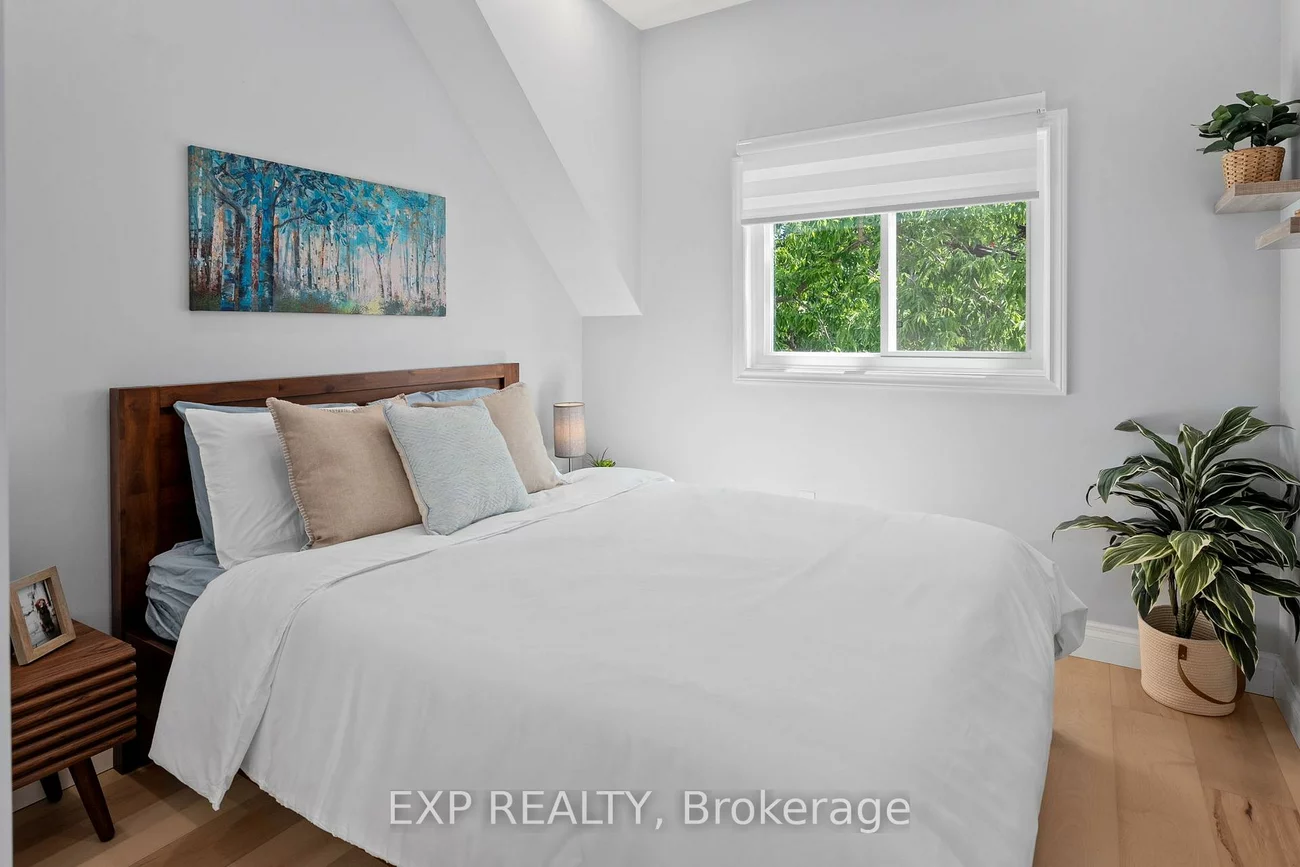 29, Grace, Trinity-Bellwoods, Toronto