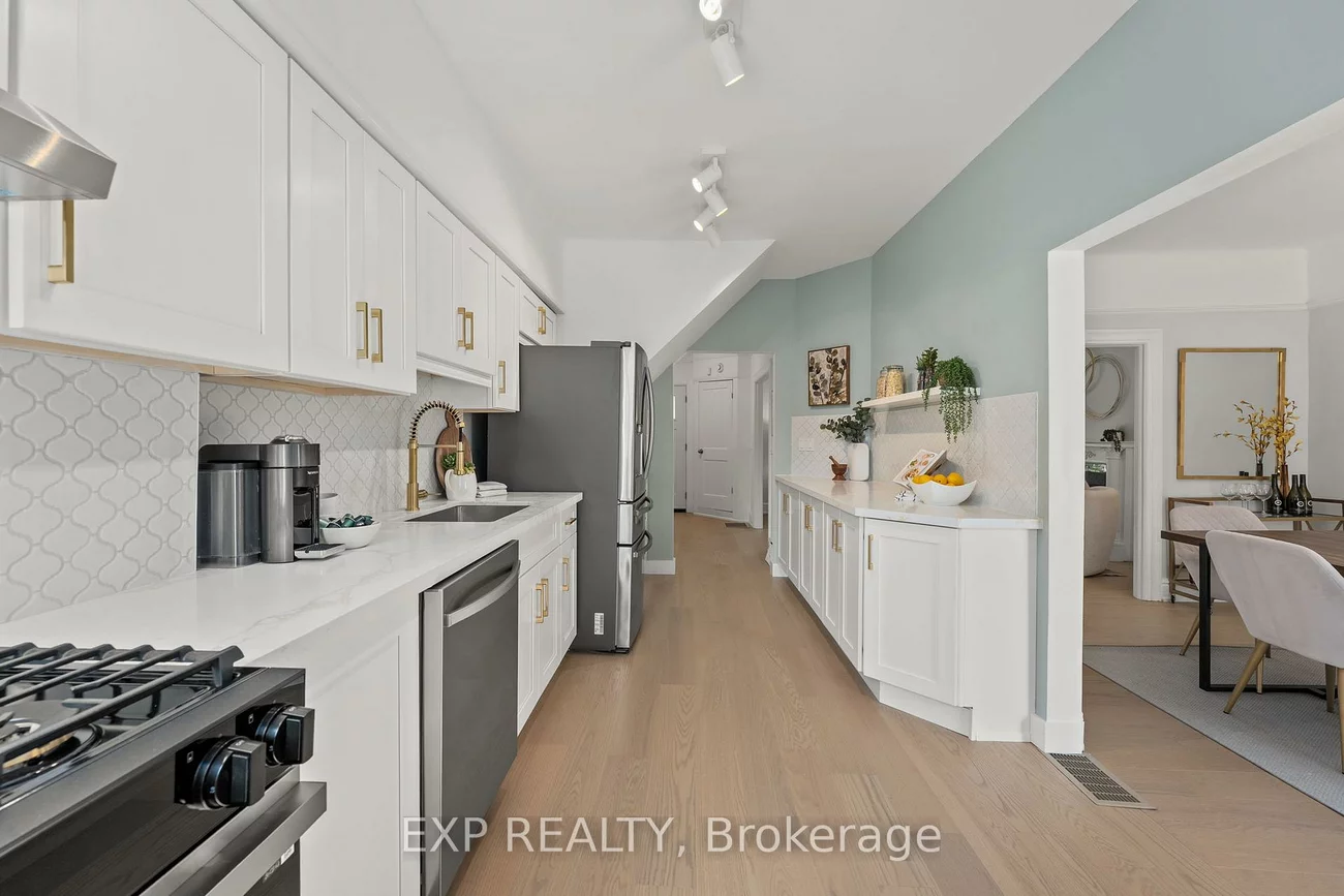 29, Grace, Trinity-Bellwoods, Toronto