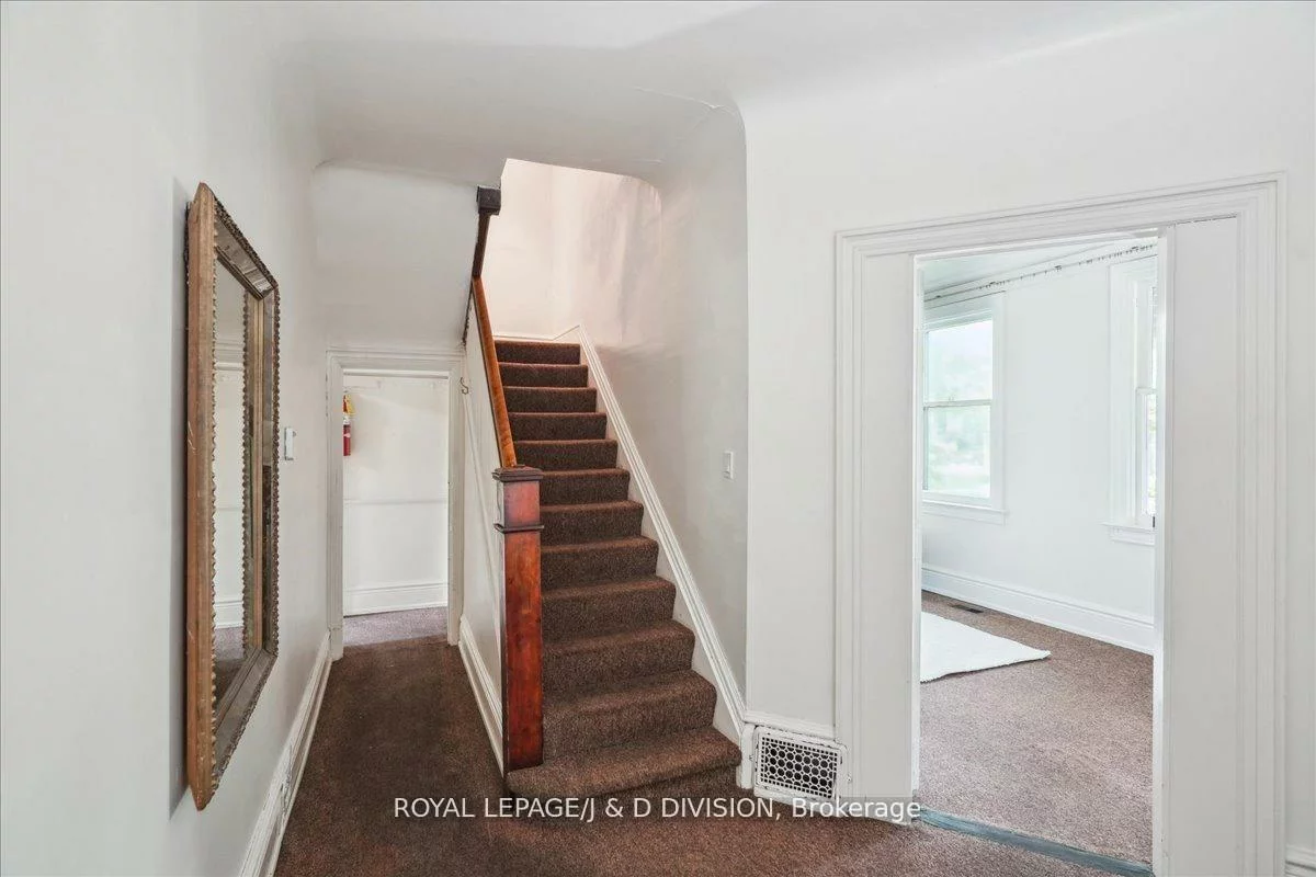 51, Chicora, Annex, Toronto