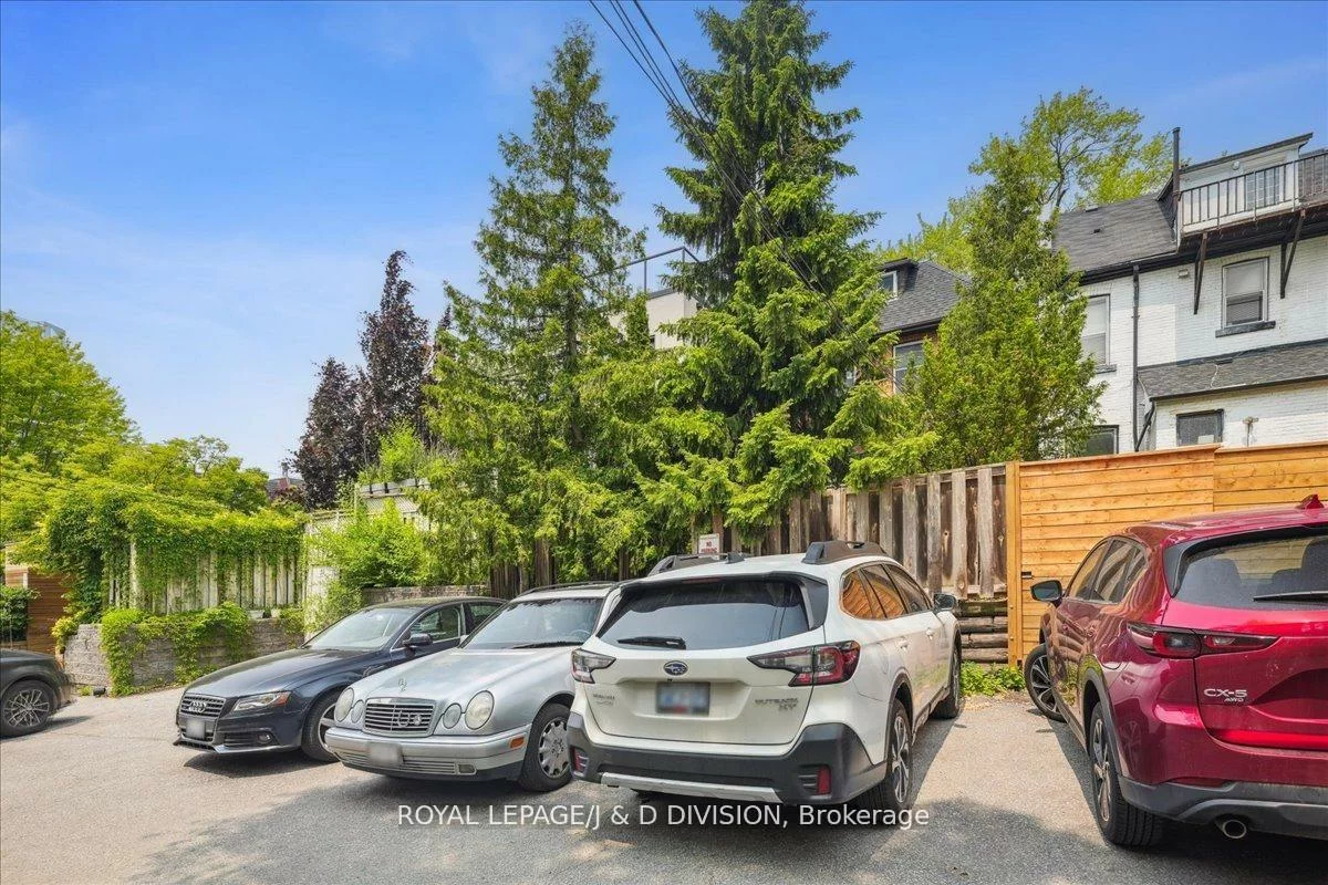 51, Chicora, Annex, Toronto