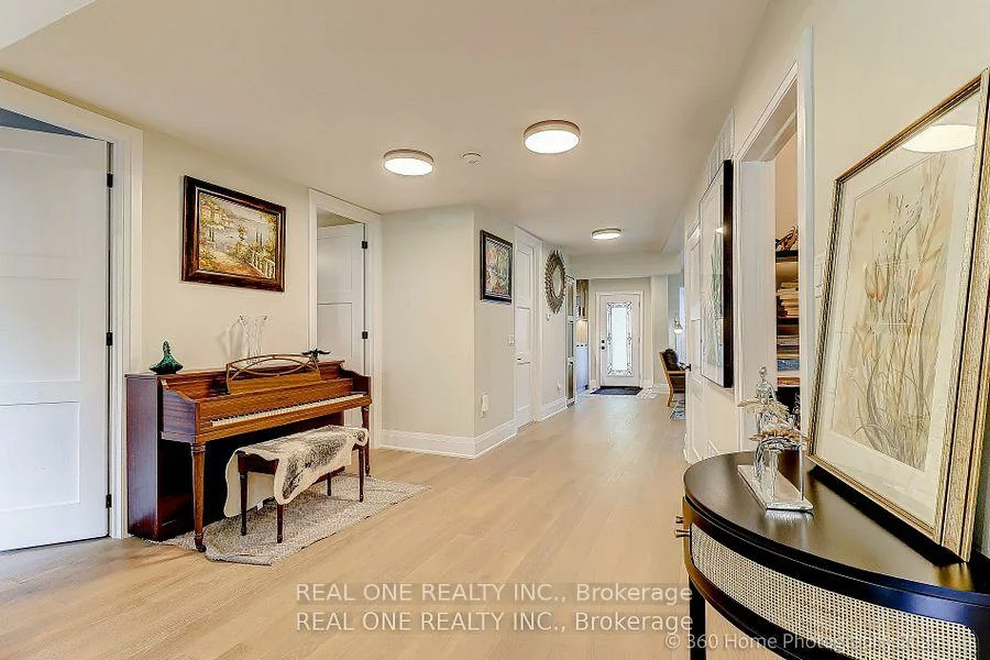 10, North Hills, Banbury-Don Mills, Toronto