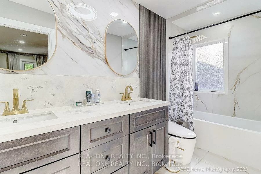 10, North Hills, Banbury-Don Mills, Toronto