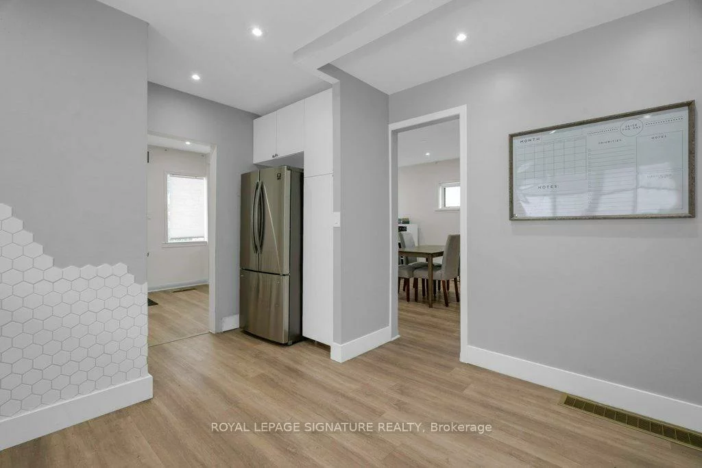 184, Hendon, Newtonbrook West, Toronto