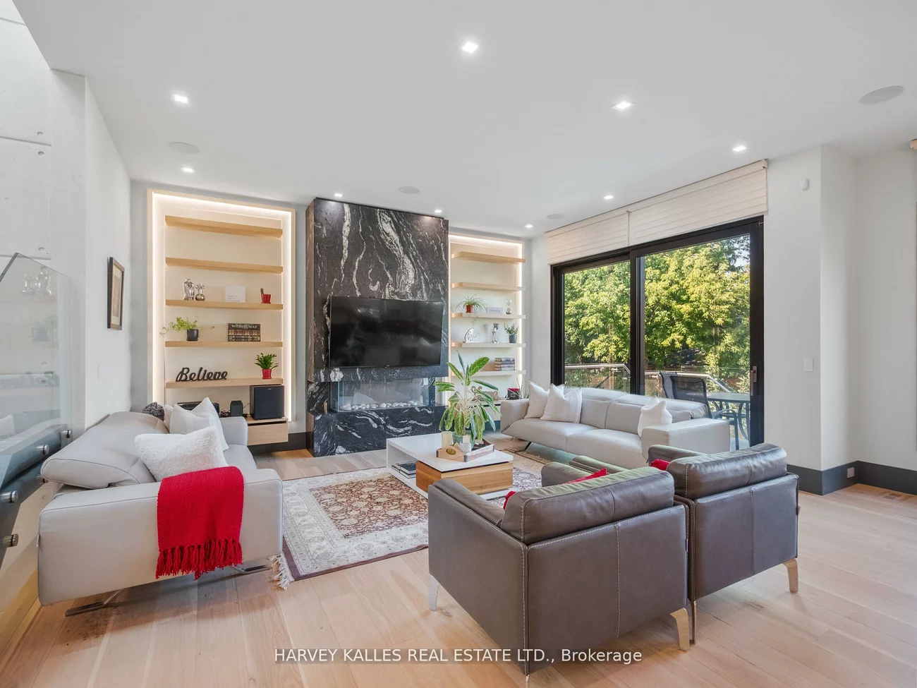 170, Burndale, Lansing-Westgate, Toronto