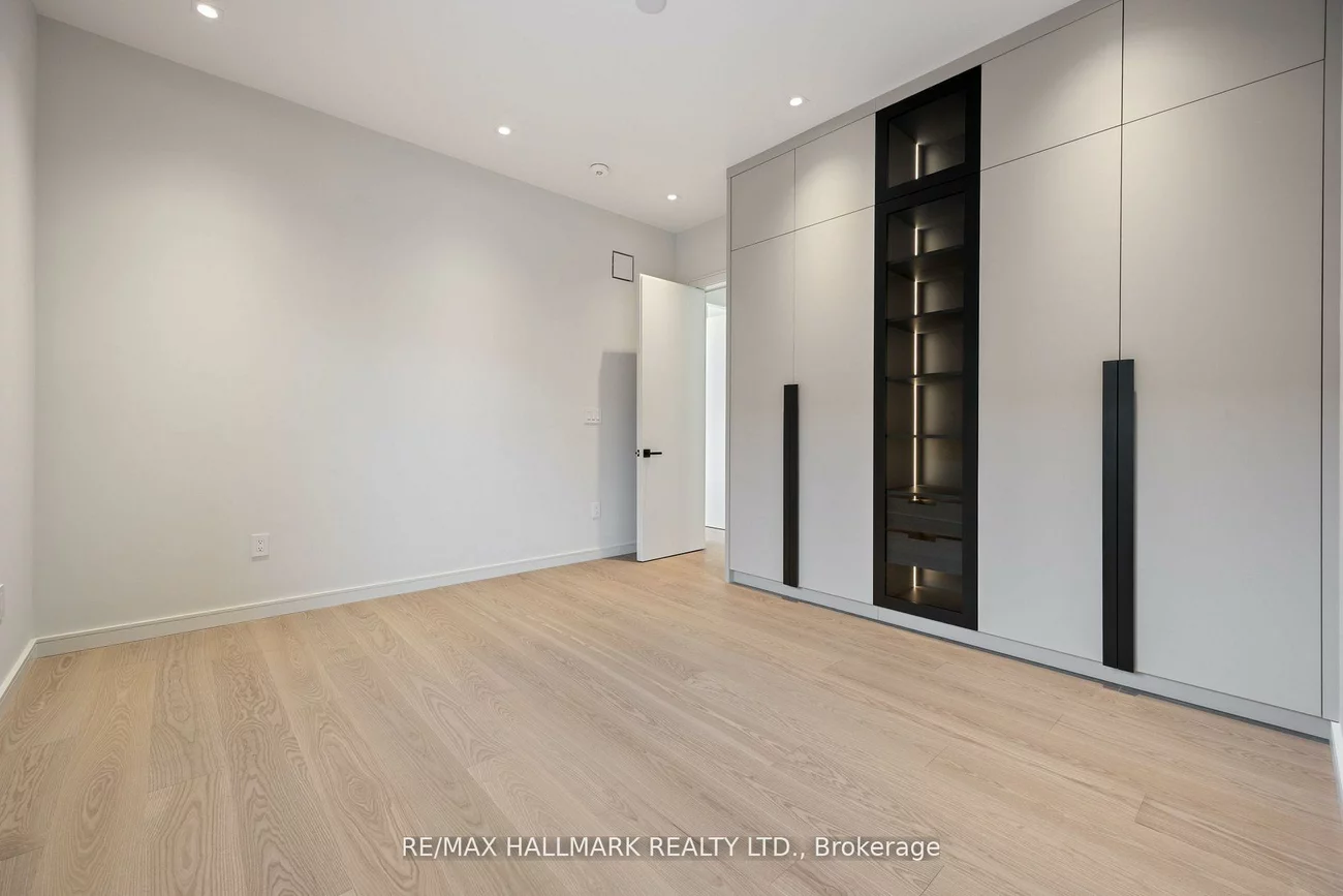 652, Bedford Park, Bedford Park-Nortown, Toronto