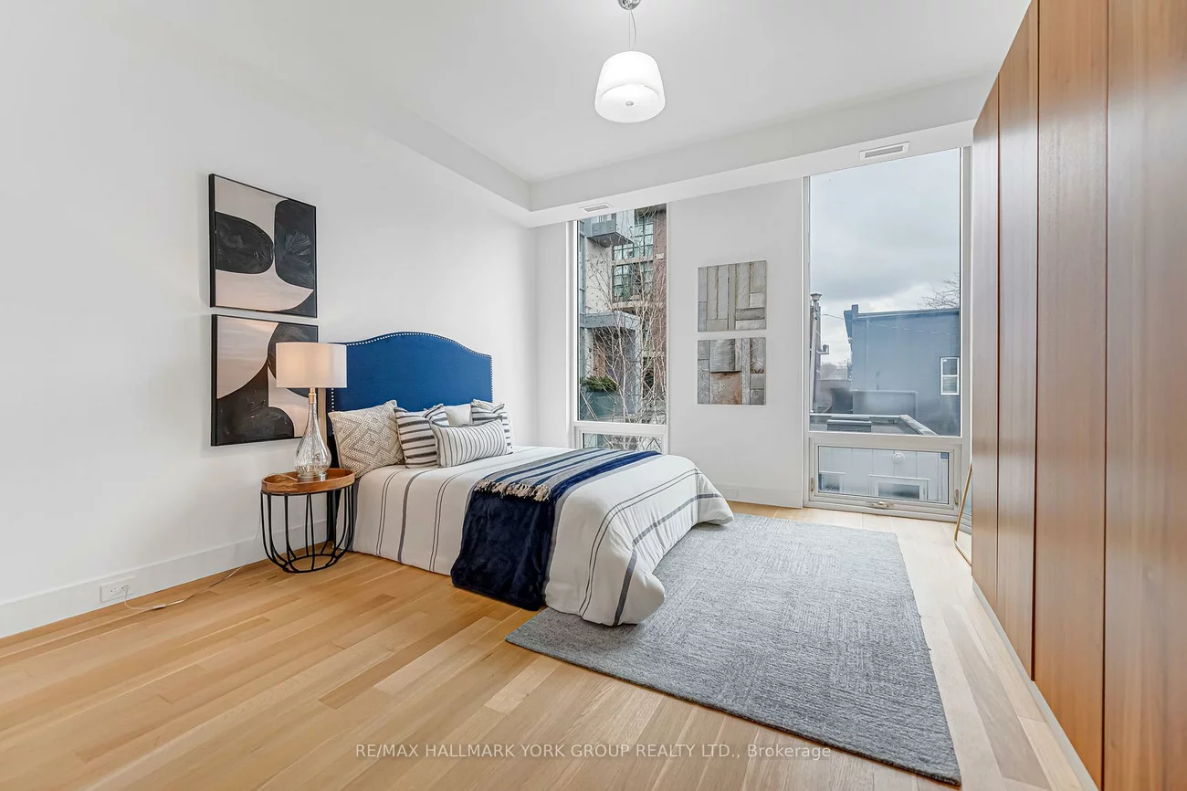 840, Richmond, Trinity-Bellwoods, Toronto