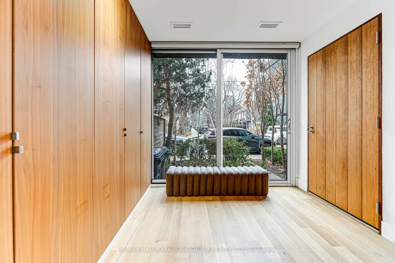 840, Richmond, Trinity-Bellwoods, Toronto