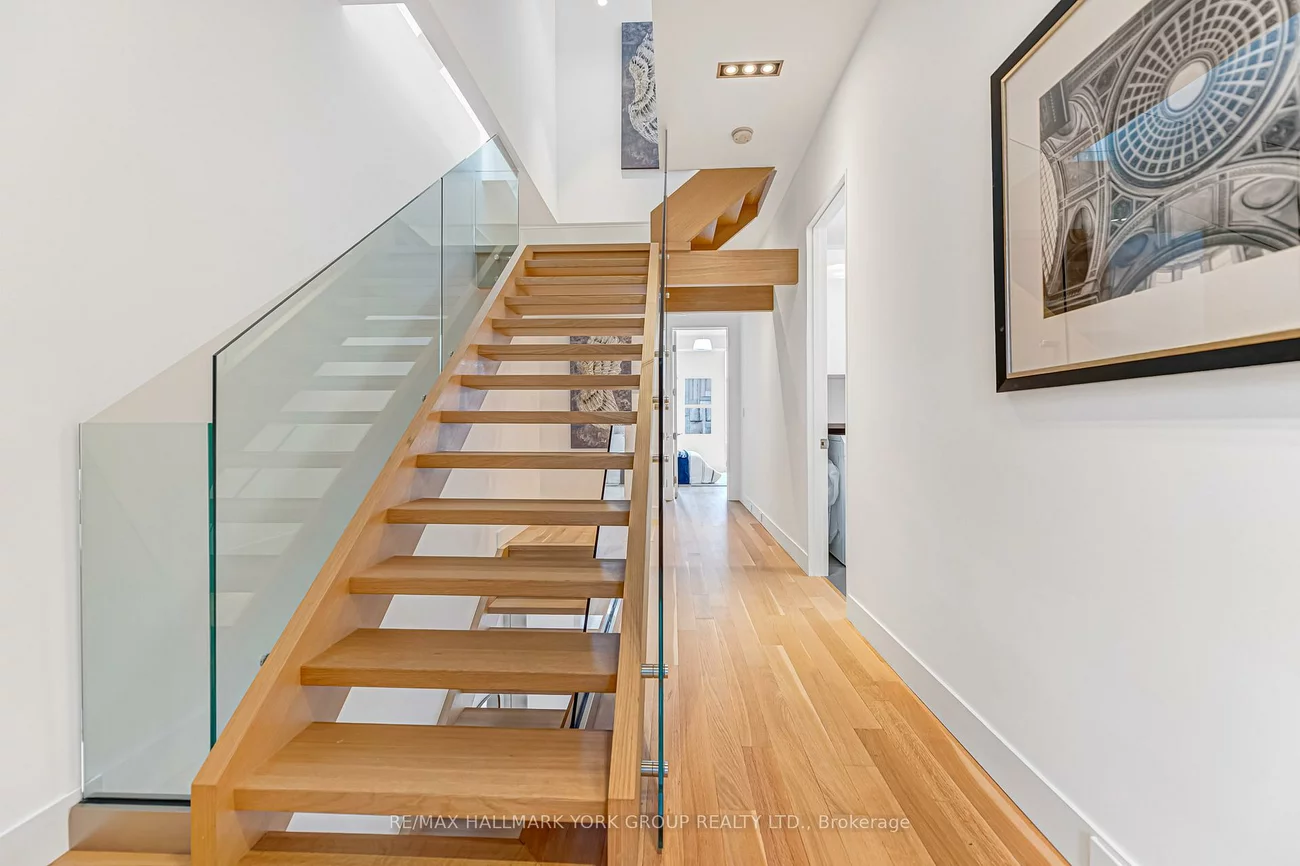 840, Richmond, Trinity-Bellwoods, Toronto