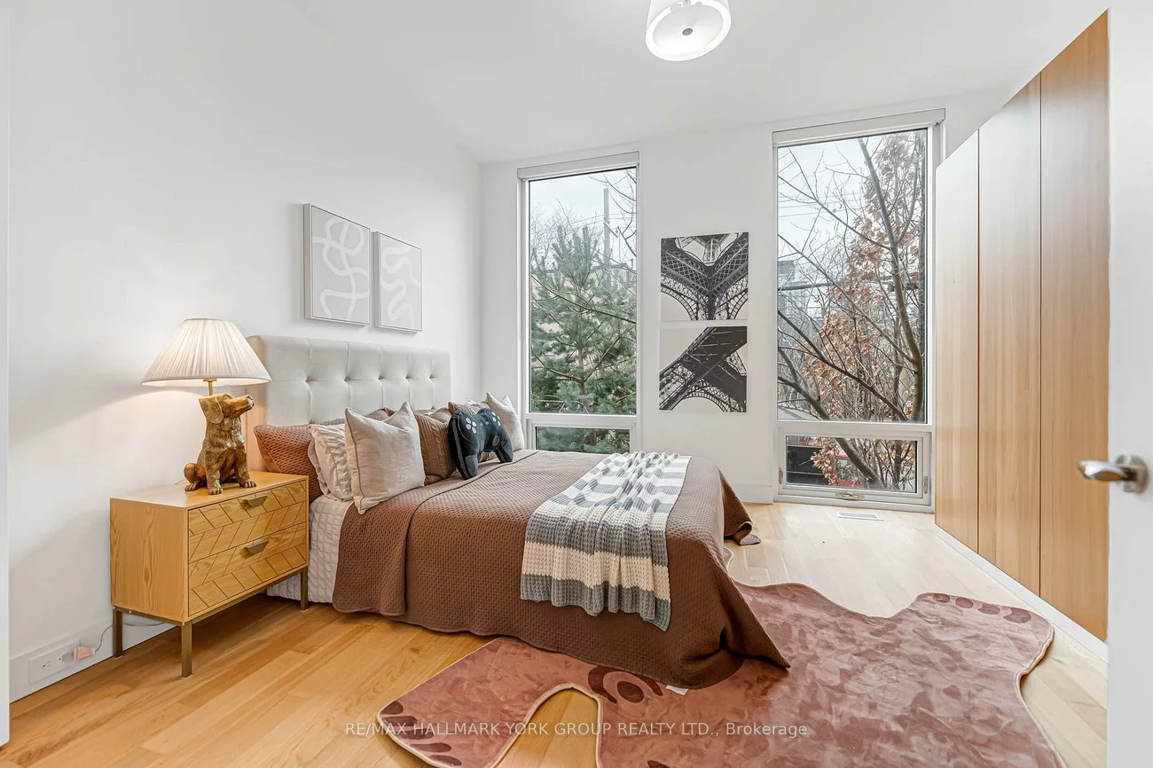 840, Richmond, Trinity-Bellwoods, Toronto