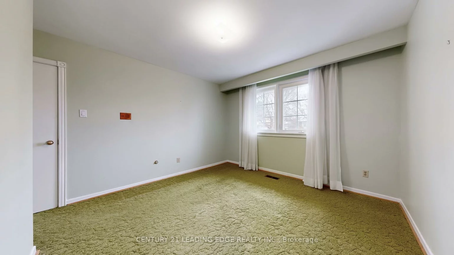 34, Tollerton, Bayview Woods-Steeles, Toronto