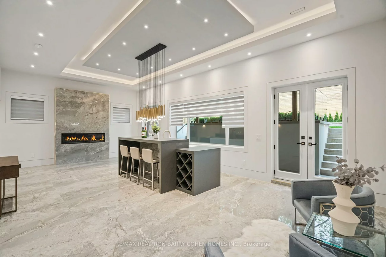 49, Abitibi, Newtonbrook East, Toronto