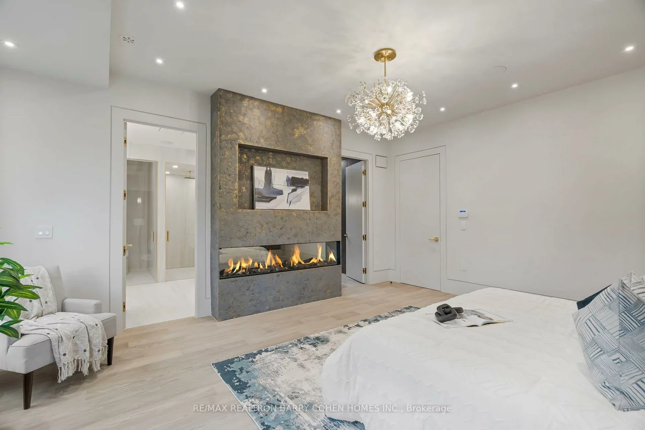 49, Abitibi, Newtonbrook East, Toronto