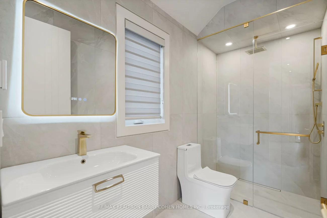 49, Abitibi, Newtonbrook East, Toronto