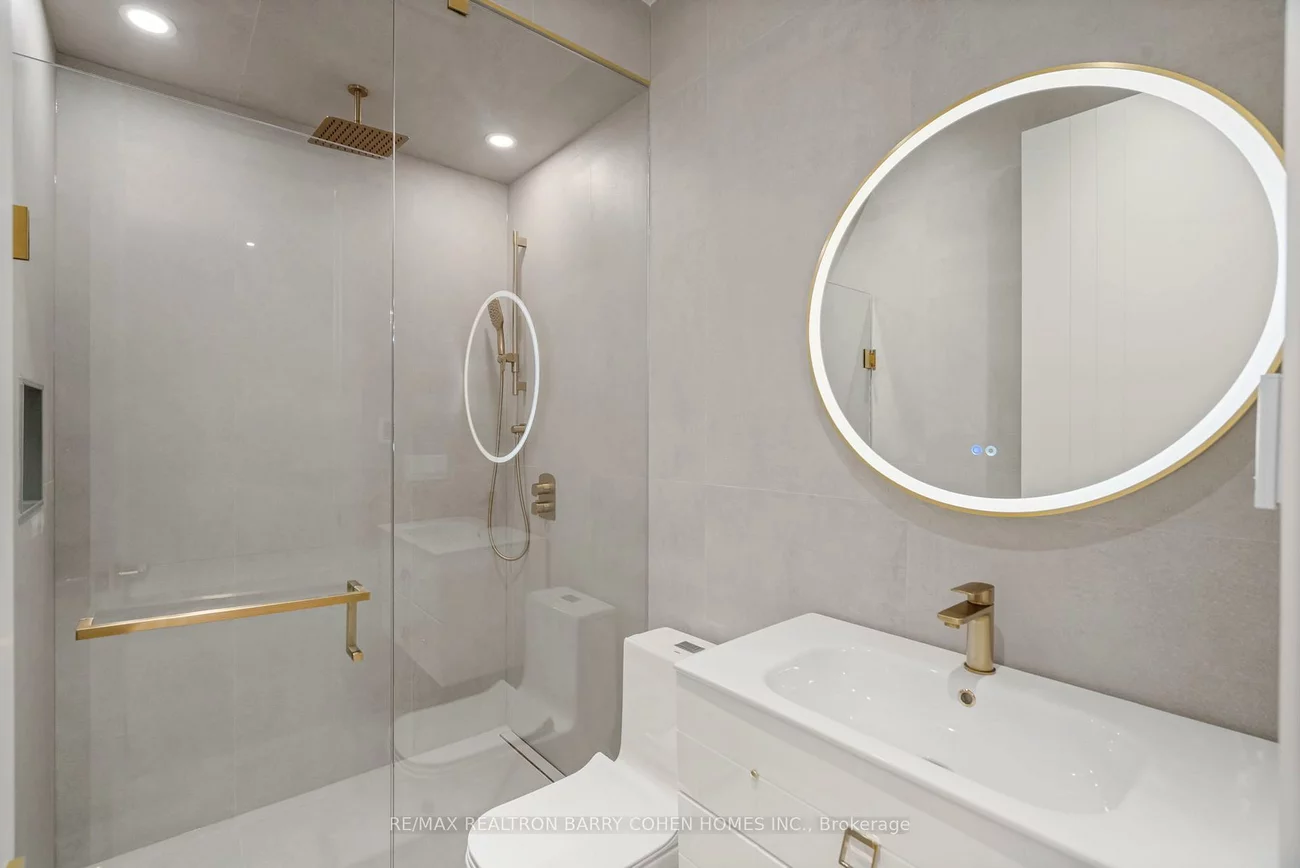 49, Abitibi, Newtonbrook East, Toronto