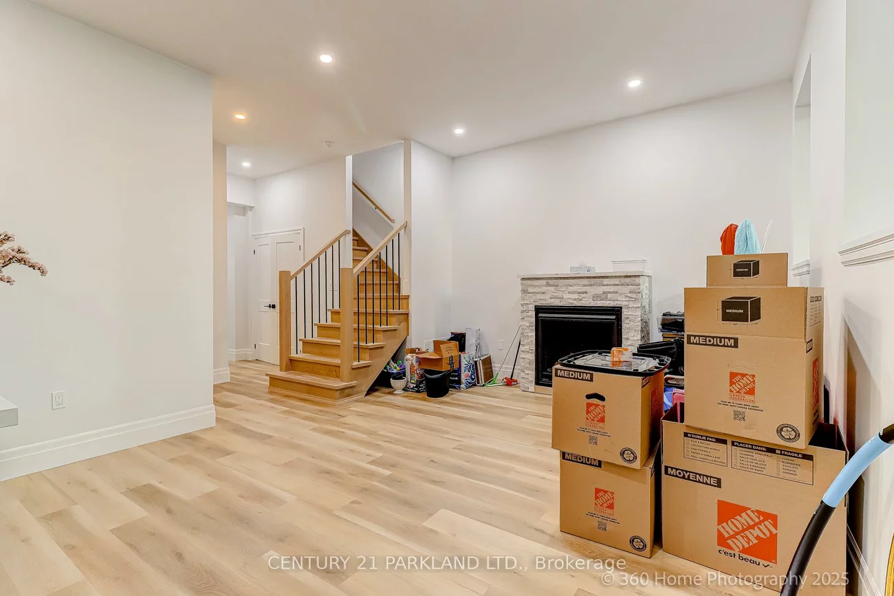 30, Glen Echo, Lawrence Park North, Toronto