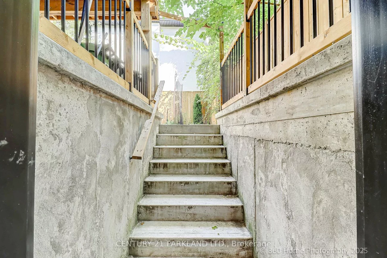 30, Glen Echo, Lawrence Park North, Toronto