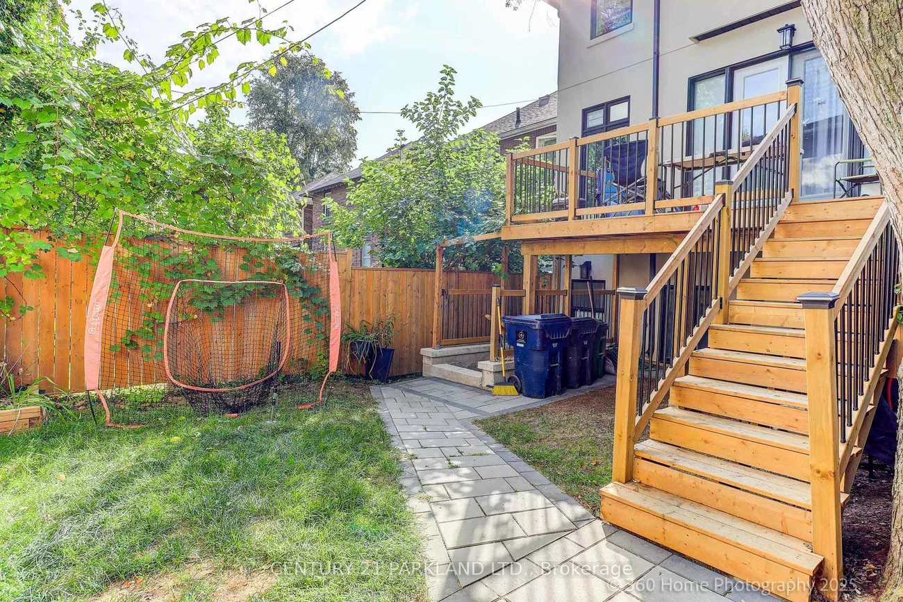 30, Glen Echo, Lawrence Park North, Toronto