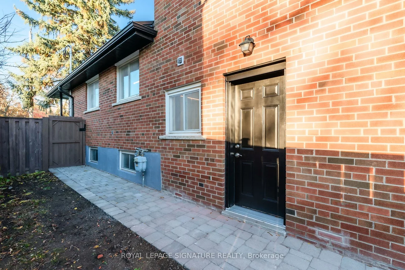 15, Prattley, Don Valley Village, Toronto