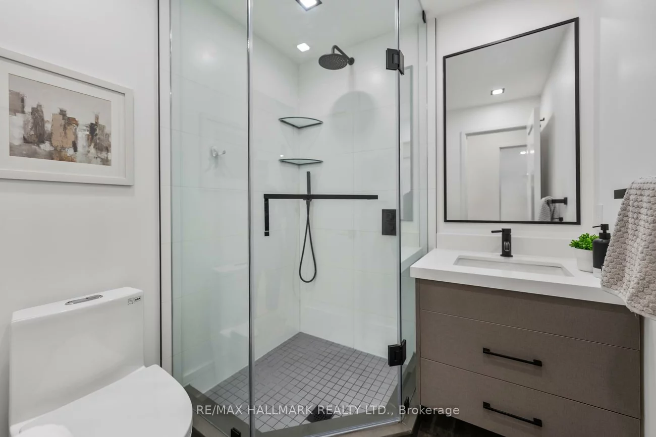 86, Albertus, Lawrence Park South, Toronto