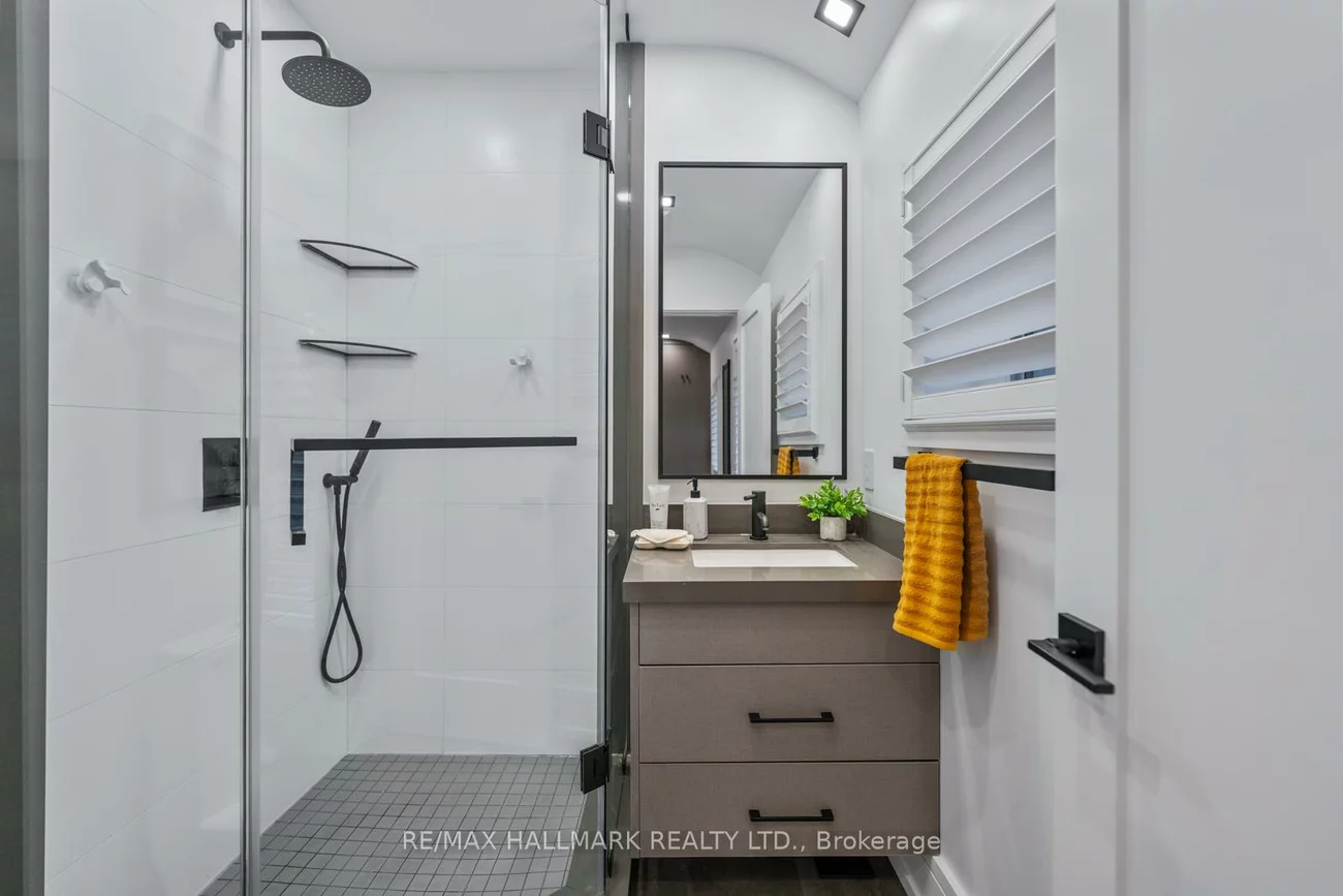 86, Albertus, Lawrence Park South, Toronto