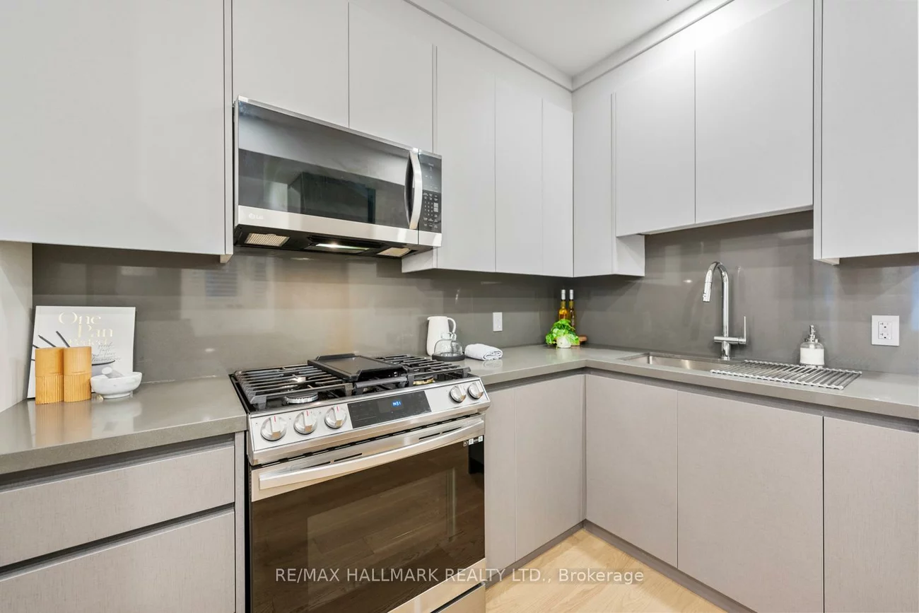 86, Albertus, Lawrence Park South, Toronto