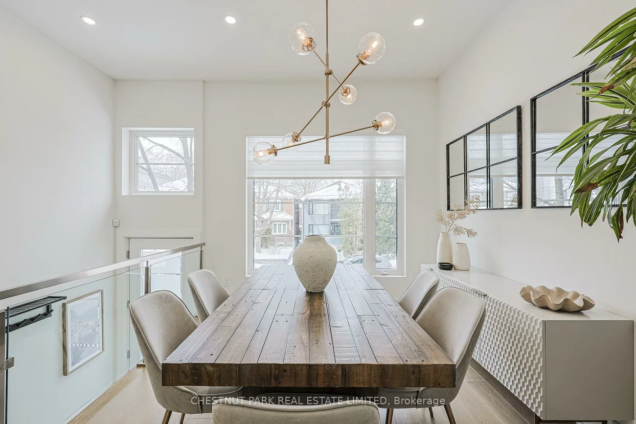 599, Soudan, Mount Pleasant East, Toronto