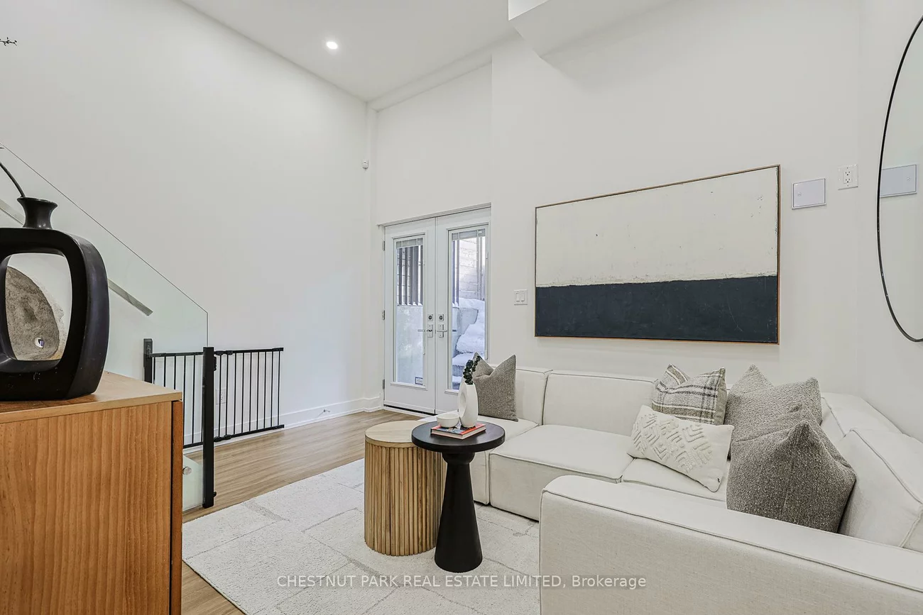 599, Soudan, Mount Pleasant East, Toronto