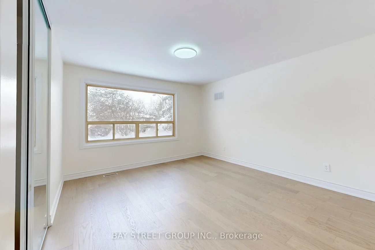 37, Abbeywood, Banbury-Don Mills, Toronto