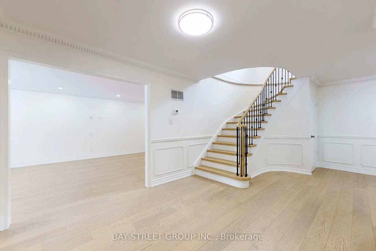 37, Abbeywood, Banbury-Don Mills, Toronto