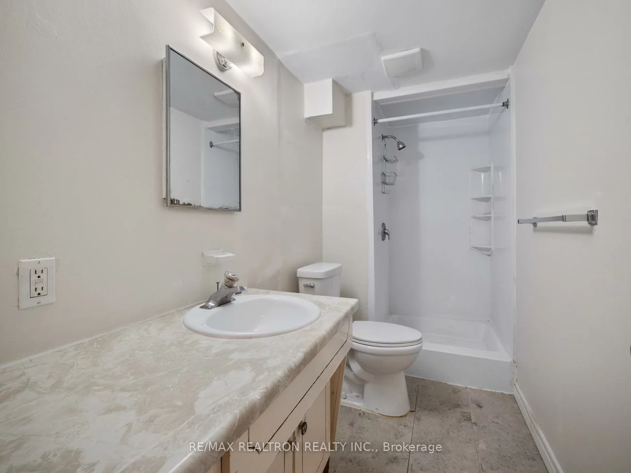 337, Wilmington, Bathurst Manor, Toronto