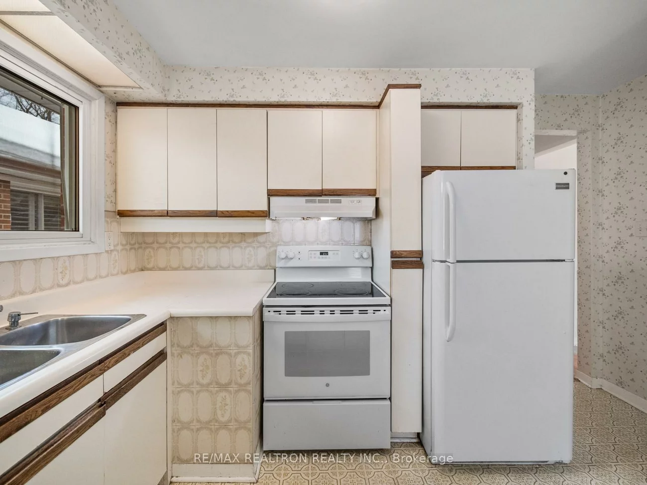 337, Wilmington, Bathurst Manor, Toronto