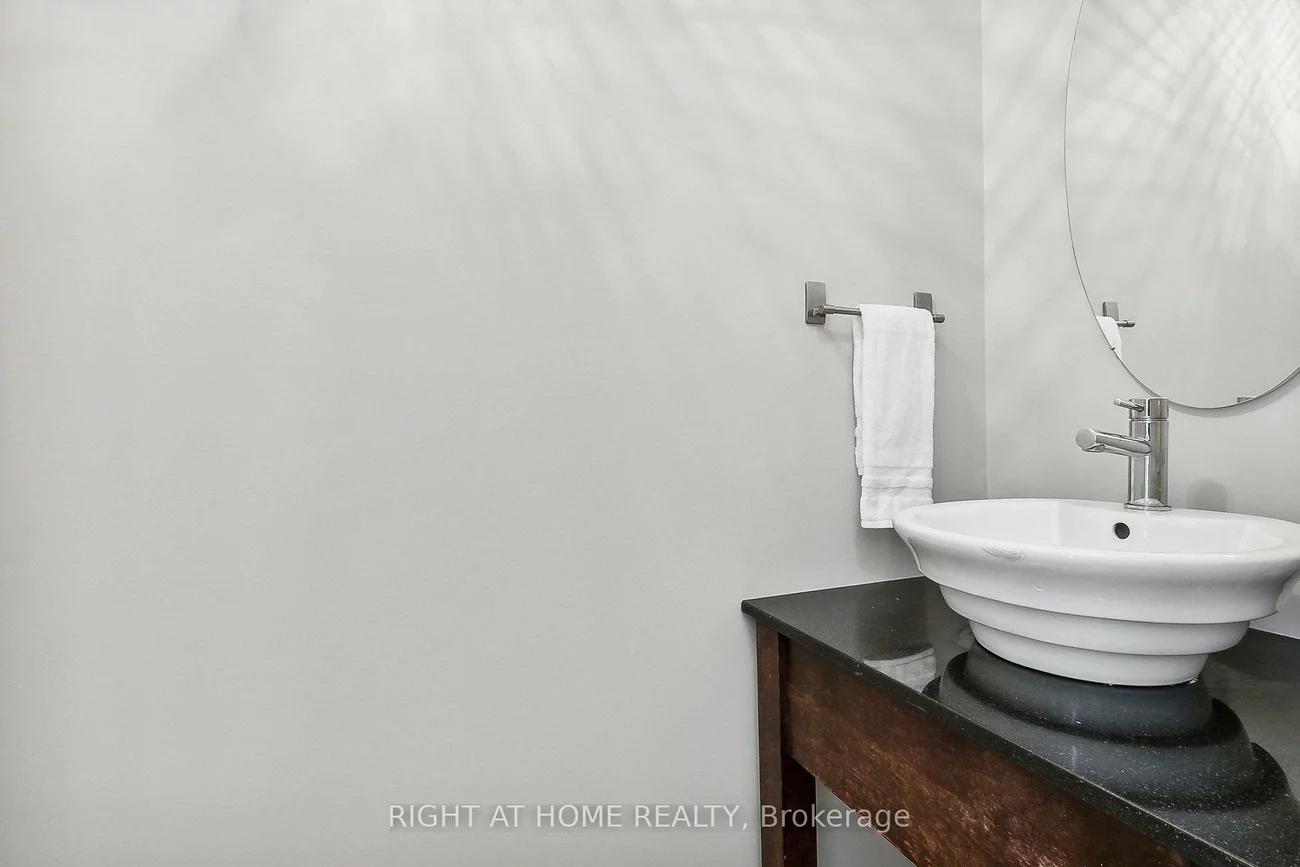 488, King, Moss Park, Toronto