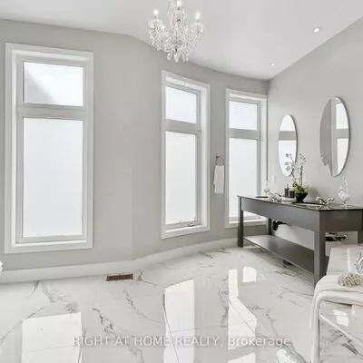 488, King, Moss Park, Toronto