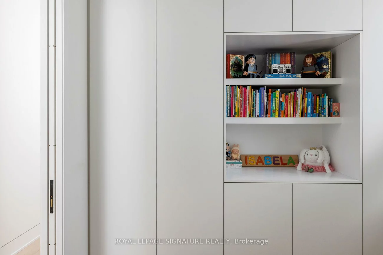 17, Lakeview, Trinity-Bellwoods, Toronto