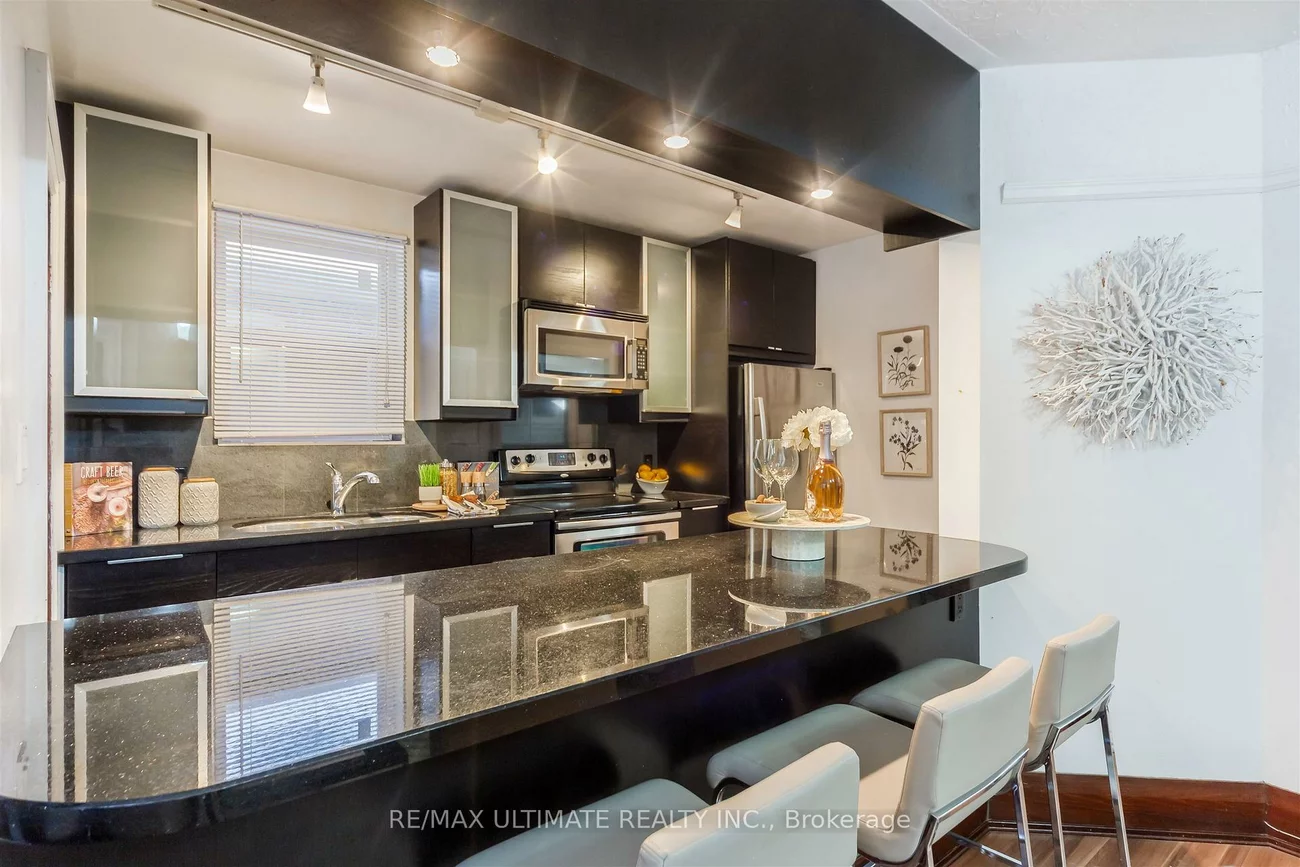 46, Lorindale, Lawrence Park North, Toronto