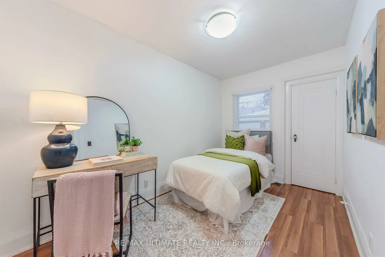 46, Lorindale, Lawrence Park North, Toronto