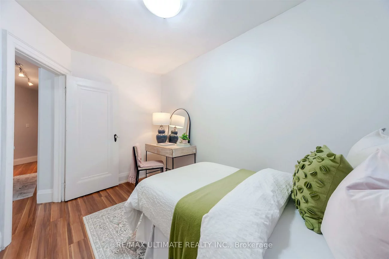 46, Lorindale, Lawrence Park North, Toronto