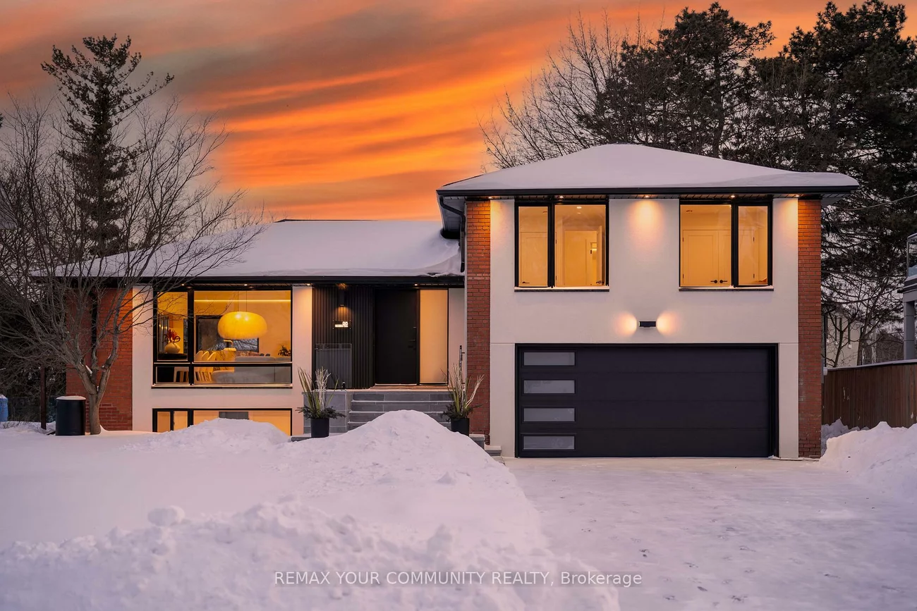 35, Geraldton, Bayview Village, Toronto