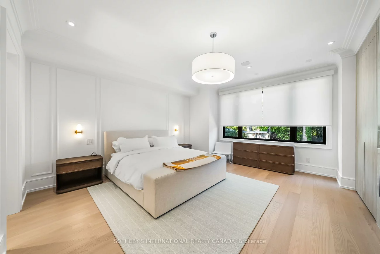 734, Avenue, Forest Hill South, Toronto