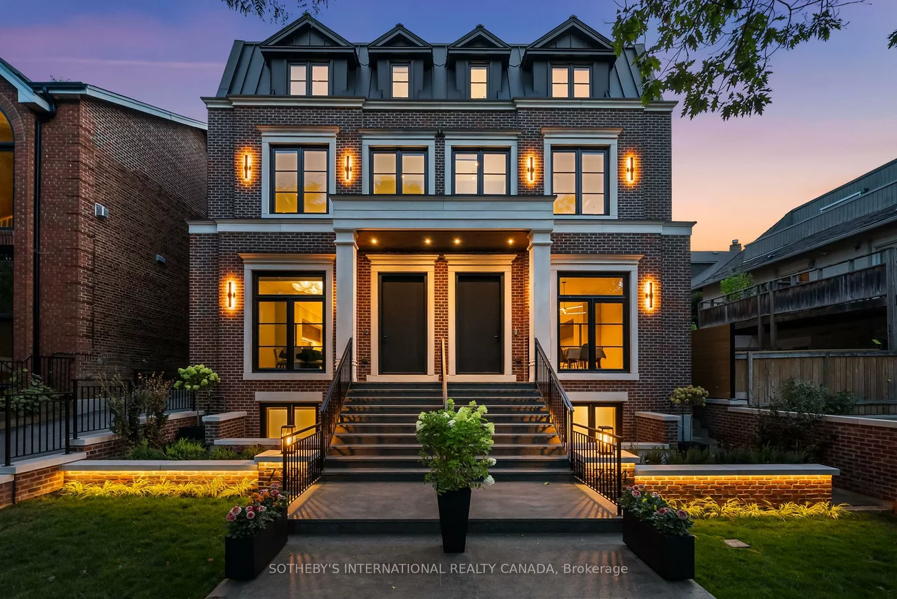 734, Avenue, Forest Hill South, Toronto