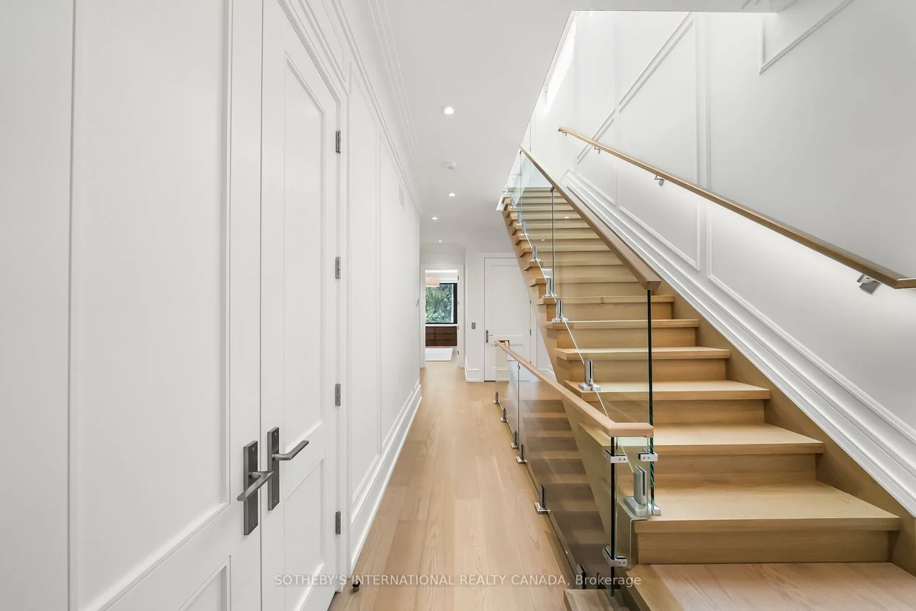 734, Avenue, Forest Hill South, Toronto