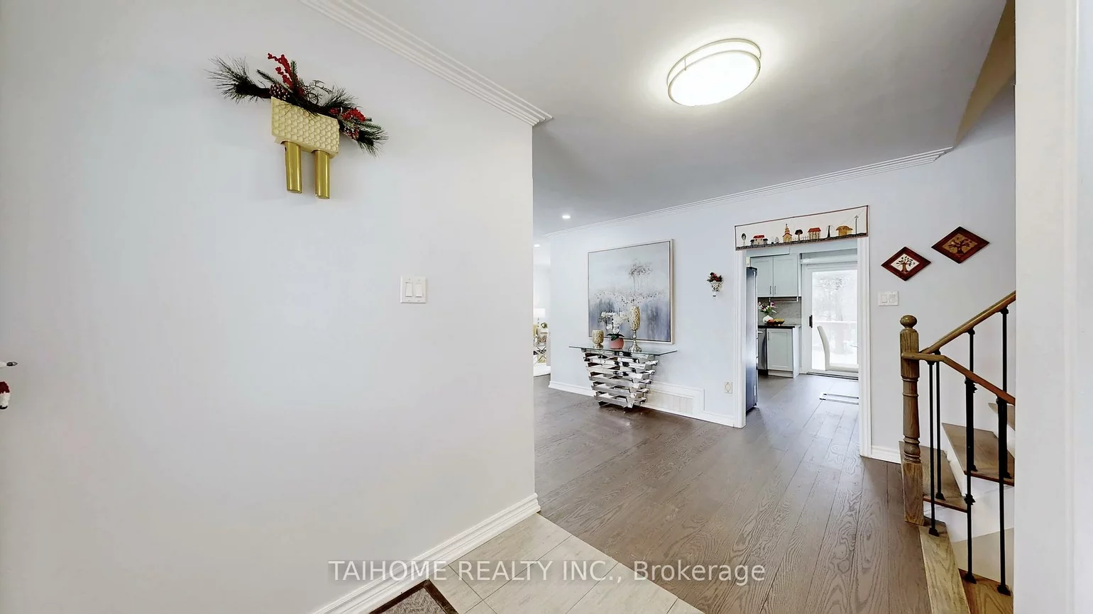 10, Centurion, Bayview Woods-Steeles, Toronto