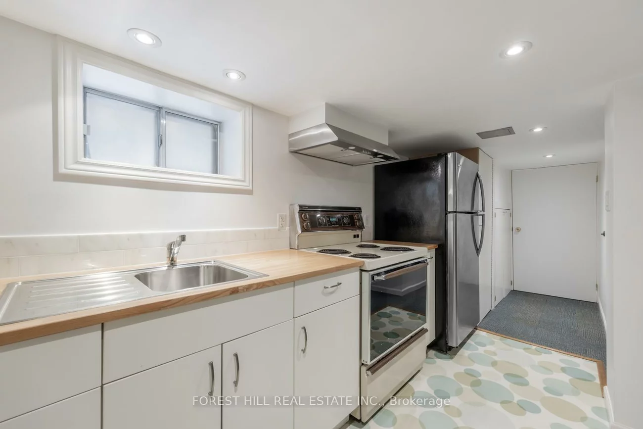 336, Arlington, Humewood-Cedarvale, Toronto