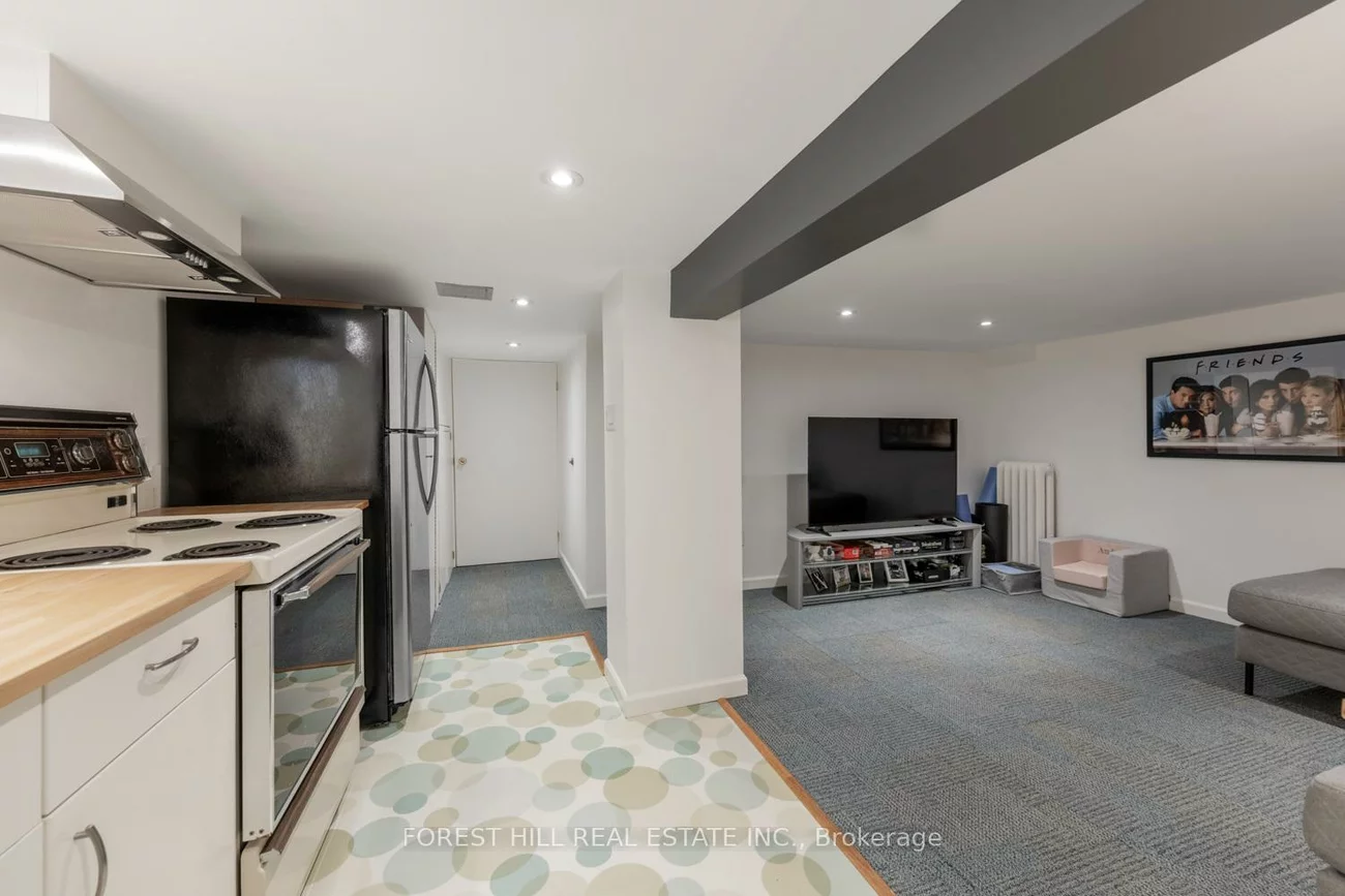 336, Arlington, Humewood-Cedarvale, Toronto